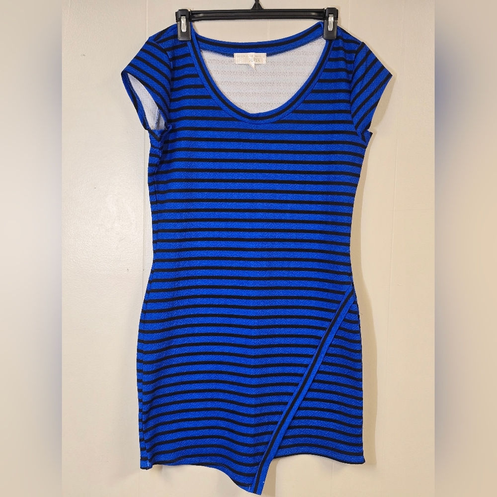 🔴Stylish Blue and Black Striped Dress